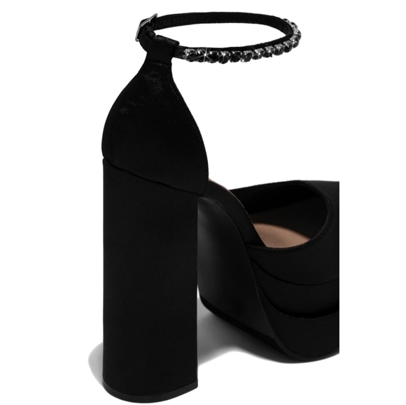 8.5, 9, 10 & 11🖤𝑴𝑬𝑫𝑼𝑺𝑨 𝑨𝑬𝑽𝑰𝑻𝑨𝑺 𝑷𝑳𝑨𝑻𝑭𝑶𝑹𝑴 - Picture 7 of 11